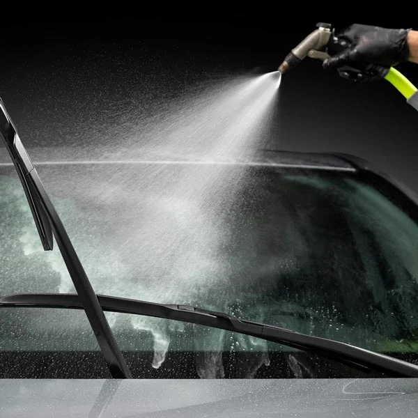 2 rinsing with hose